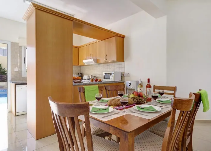 Vila Azalea By Pegeia